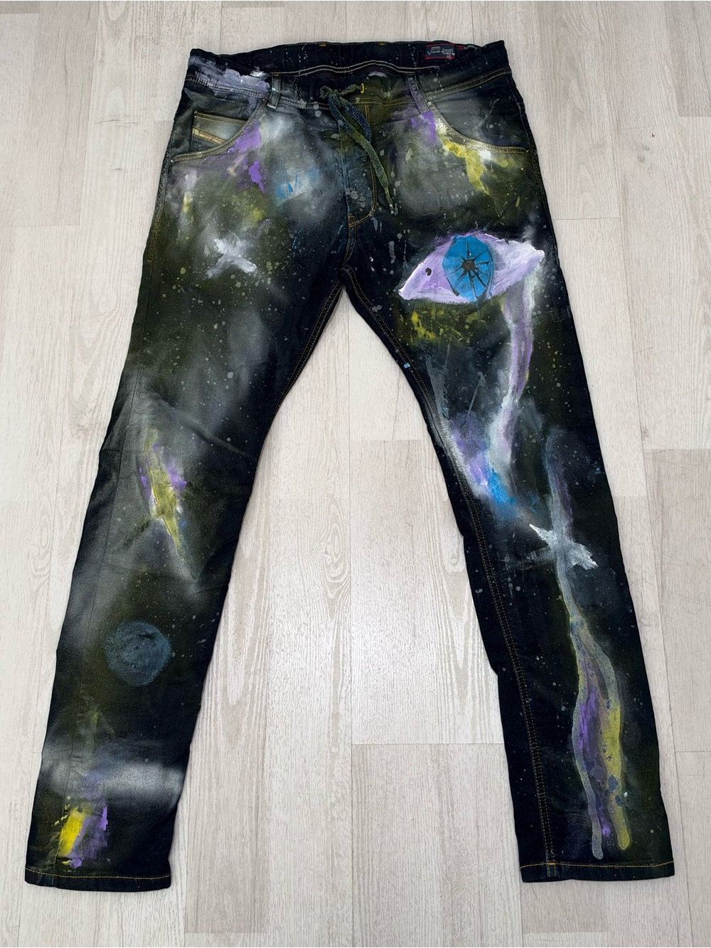 Diesel "Kooley" Men’s Blue JoggJeans Hand-Painted Cosmic Denim Pants Size 32